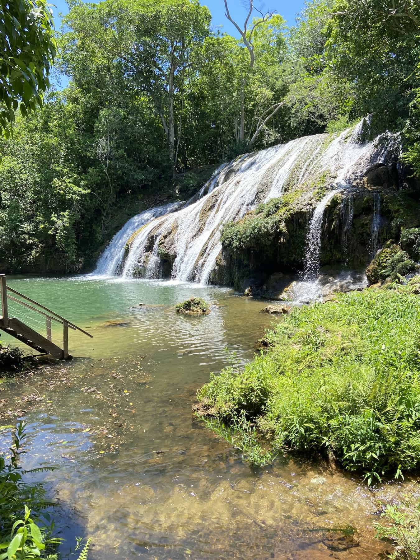 cascada de la montaña de bodoquena